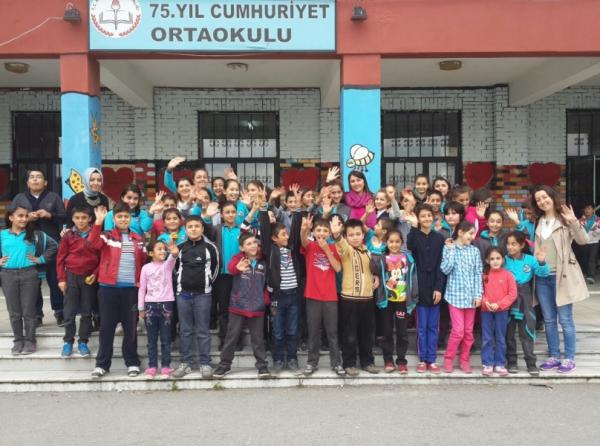 75. Yıl Cumhuriyet Ortaokulu Fotoğrafı
